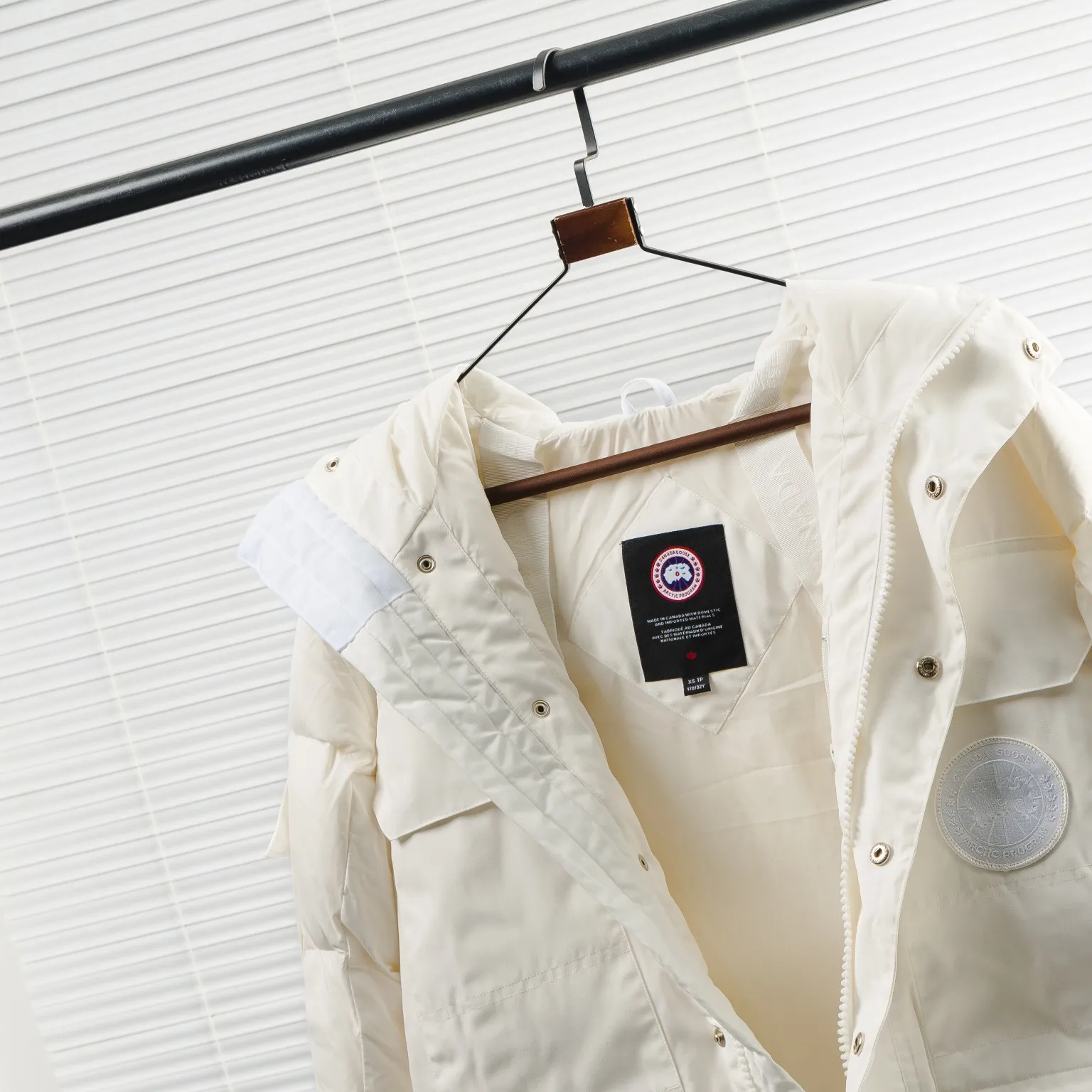 P1160 2058MW Paradigm Expedition Parka-WD Men's Pure White Size: XS S M L XL XXL.
